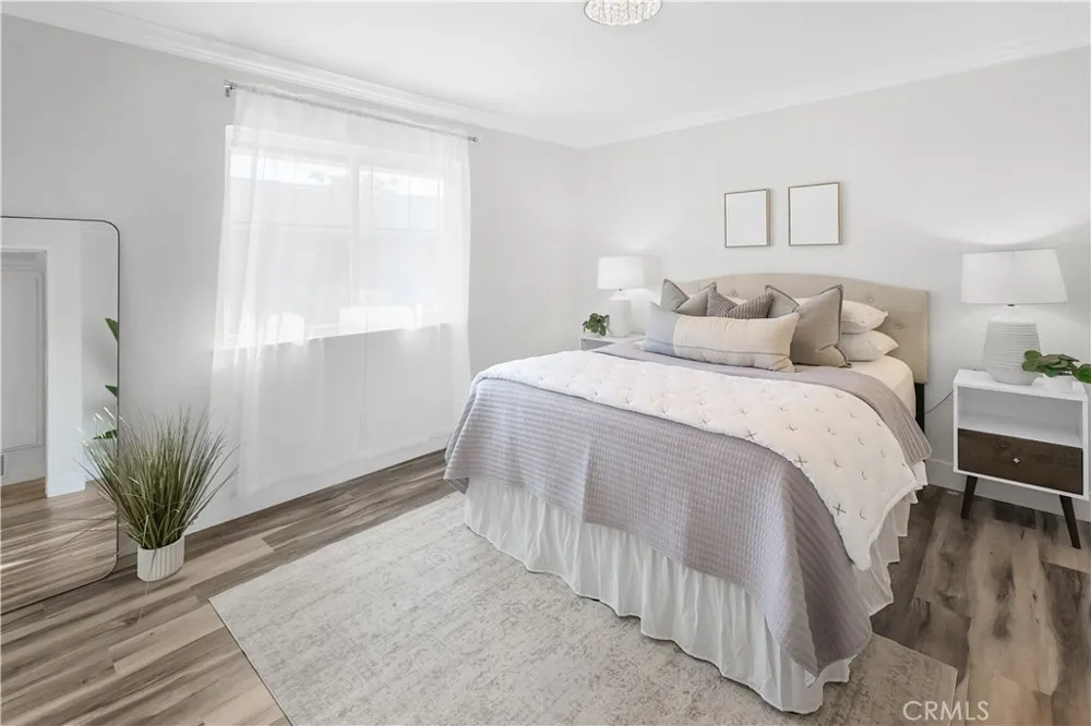 1111 E 1st Tustin, CA 92780