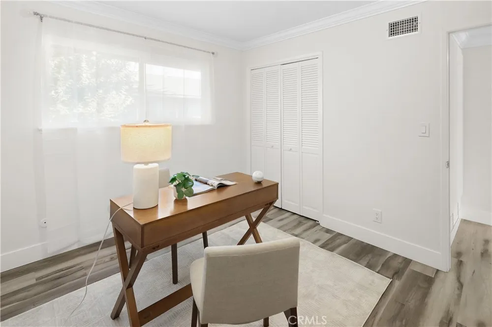 1111 E 1st Tustin, CA 92780