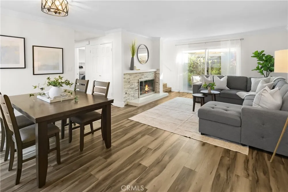 1111 E 1st Tustin, CA 92780