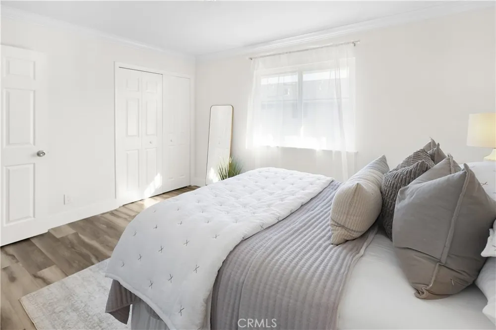 1111 E 1st Tustin, CA 92780