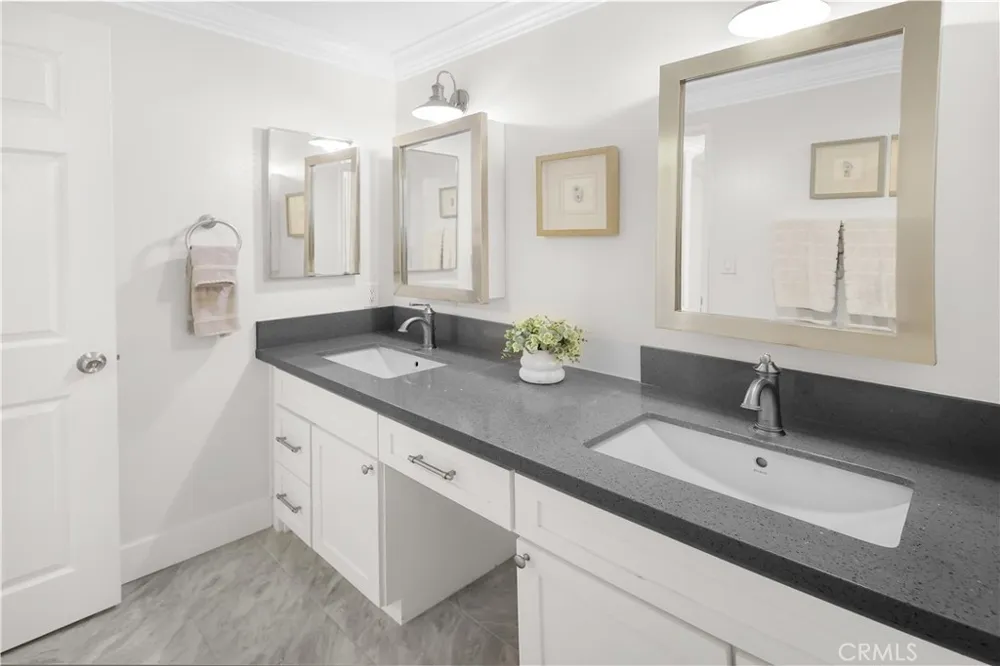 1111 E 1st Tustin, CA 92780
