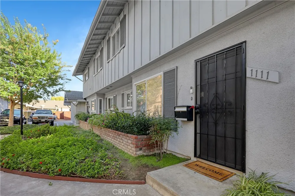 1111 E 1st Tustin, CA 92780