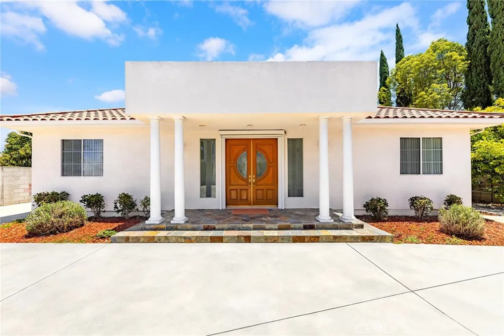 1118 S 6th Ave Arcadia, CA 91006