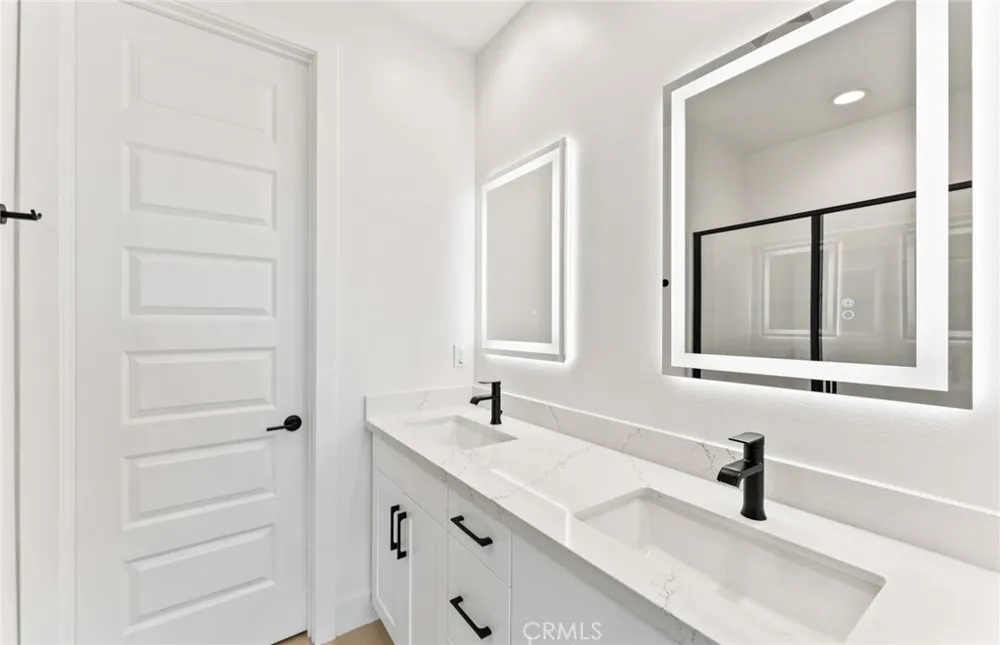 107 Sorrel Court Burbank, CA 91506