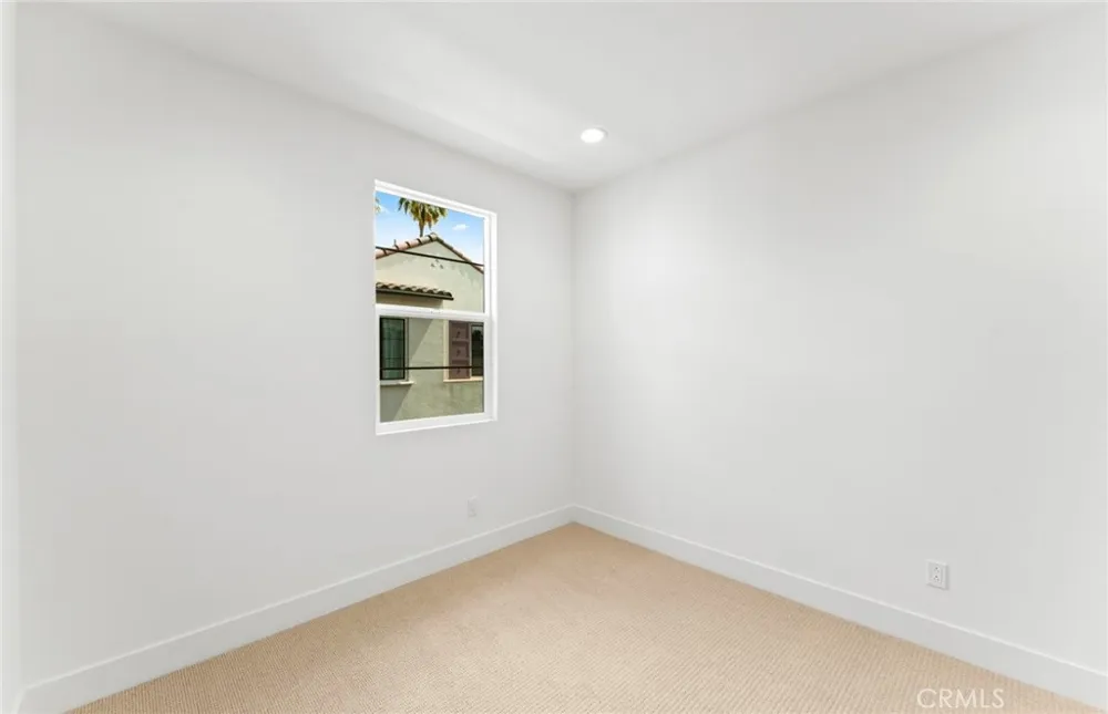107 Sorrel Court Burbank, CA 91506