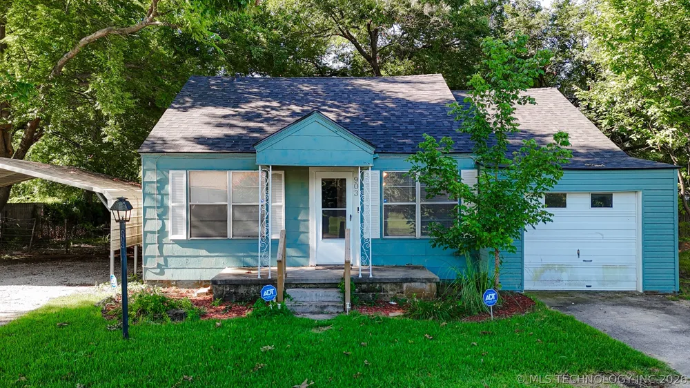903 E Beverly Street Ada, OK 74820