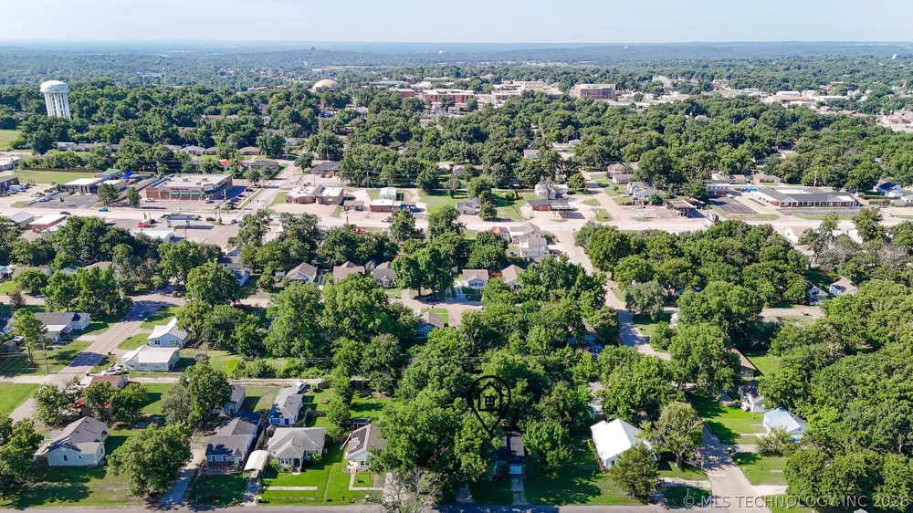 903 E Beverly Street Ada, OK 74820