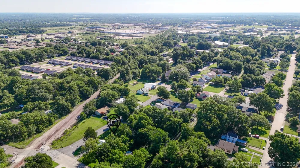 903 E Beverly Street Ada, OK 74820