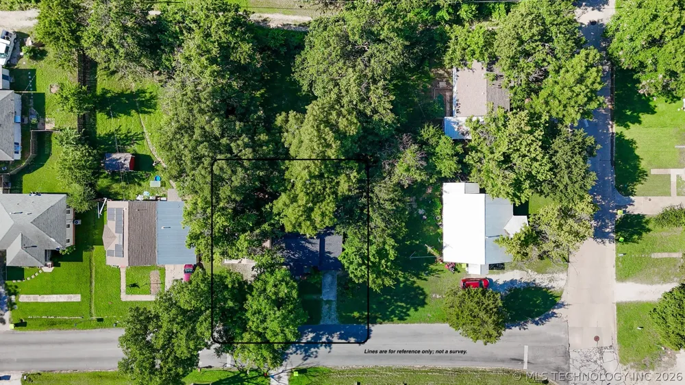903 E Beverly Street Ada, OK 74820