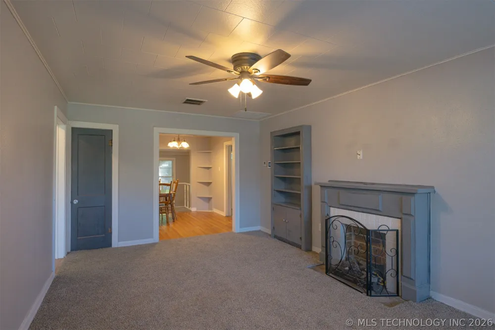 903 E Beverly Street Ada, OK 74820