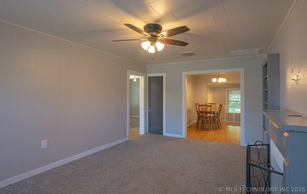 903 E Beverly Street Ada, OK 74820