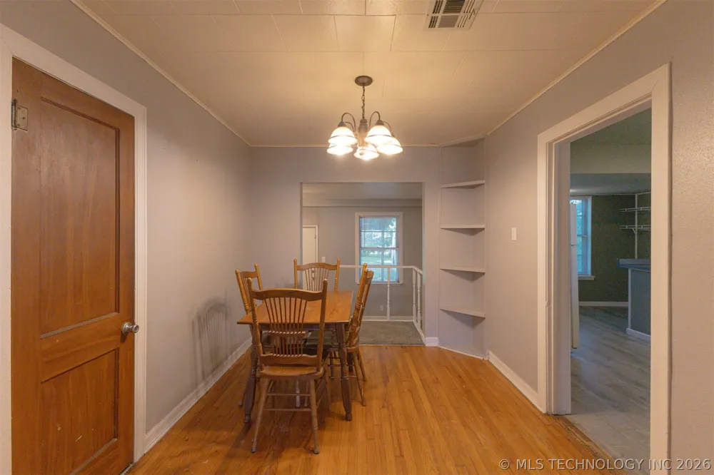 903 E Beverly Street Ada, OK 74820