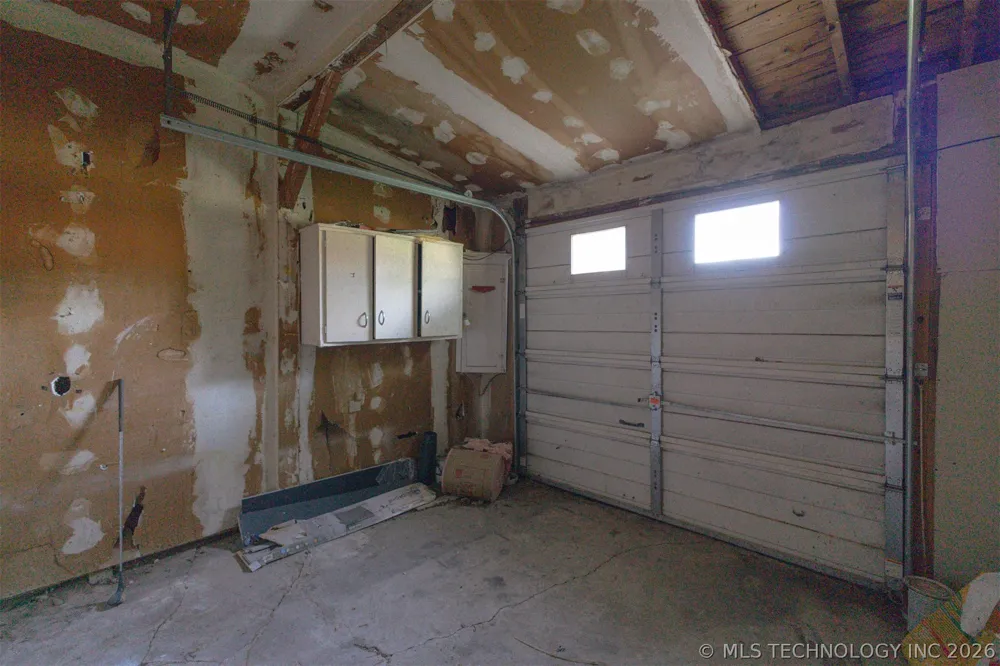 903 E Beverly Street Ada, OK 74820