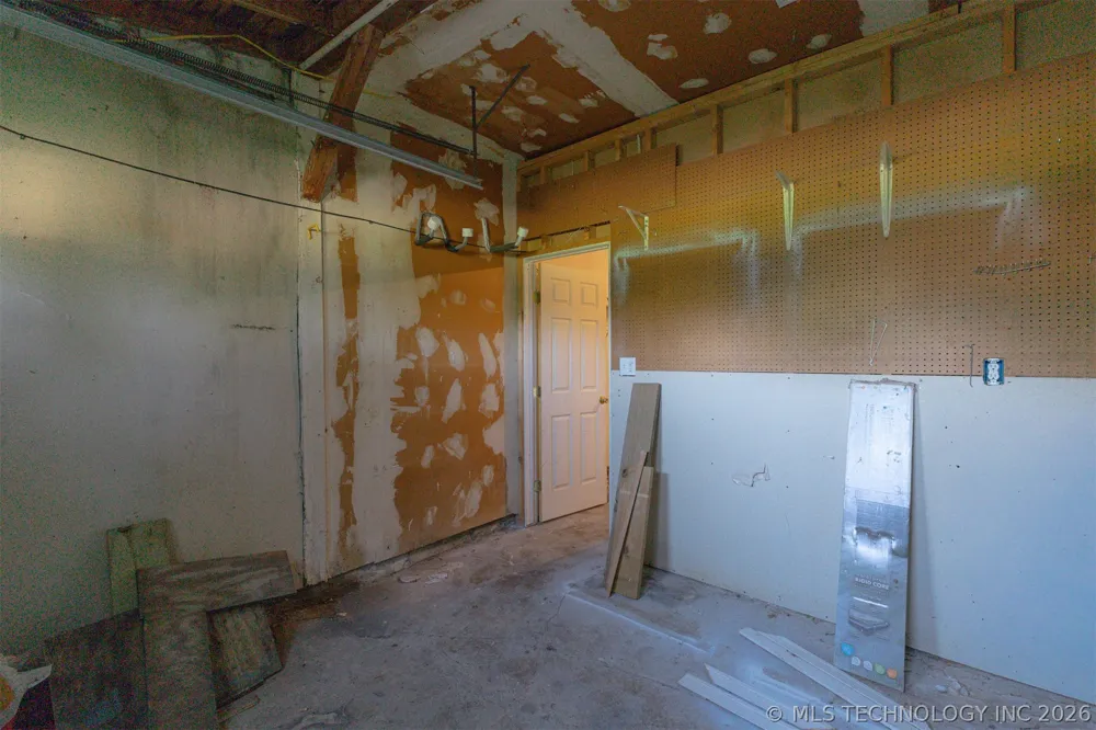 903 E Beverly Street Ada, OK 74820