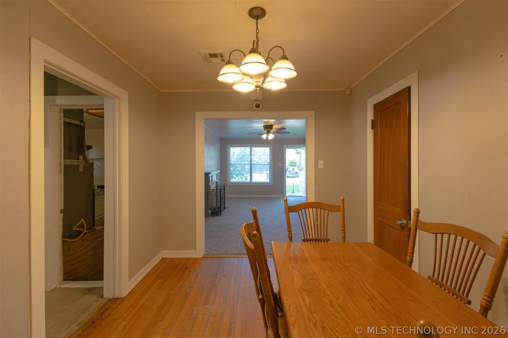 903 E Beverly Street Ada, OK 74820