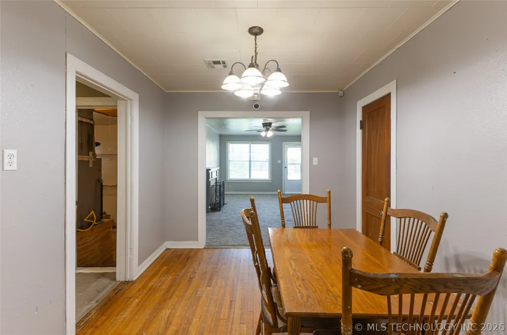 903 E Beverly Street Ada, OK 74820