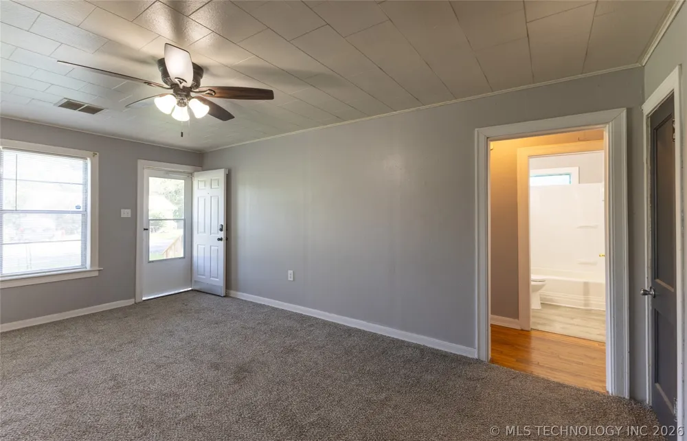 903 E Beverly Street Ada, OK 74820