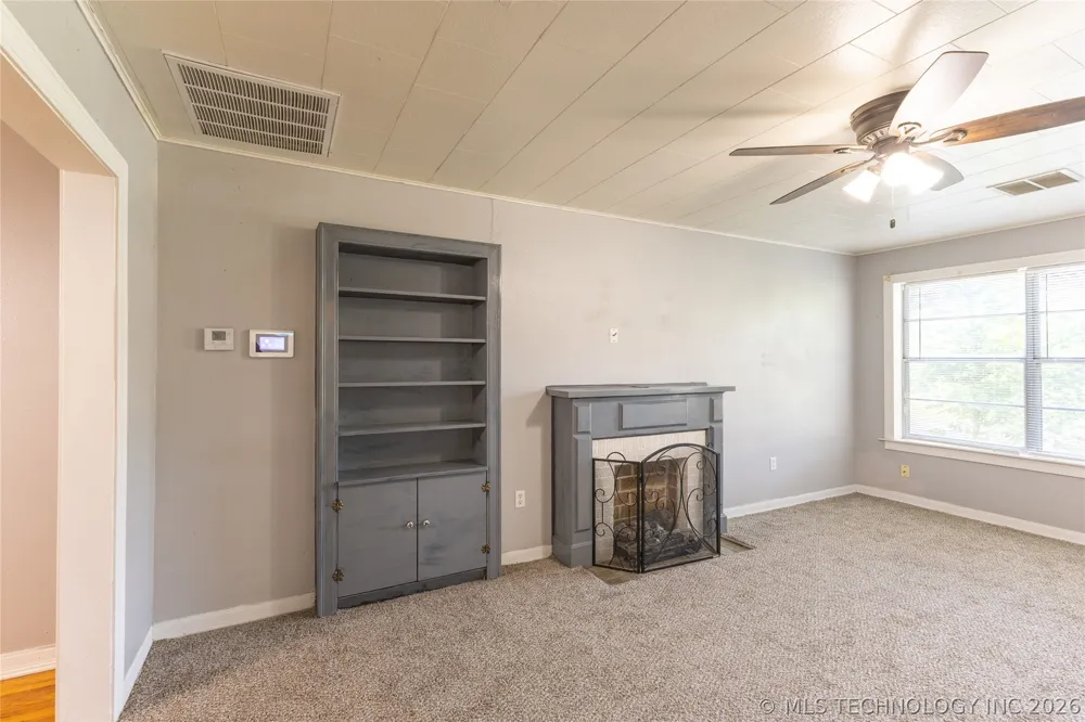 903 E Beverly Street Ada, OK 74820