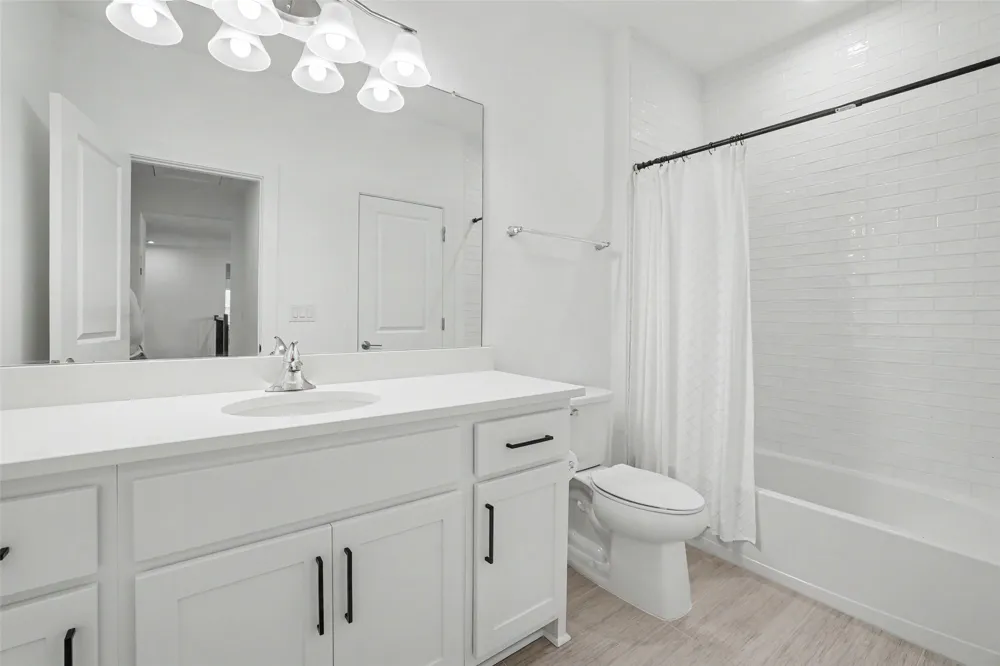 316 Valletta Way Liberty Hill, TX 78642