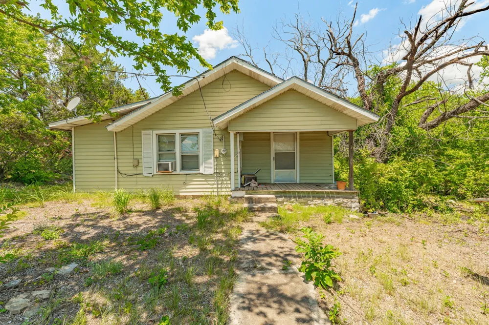 654 Private Road 1129 Stephenville, TX 76401