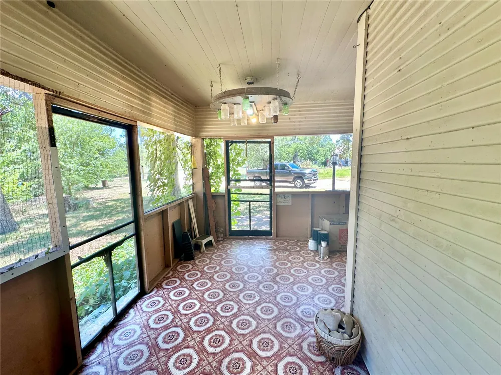 423 Strawn Road Ranger, TX 76470