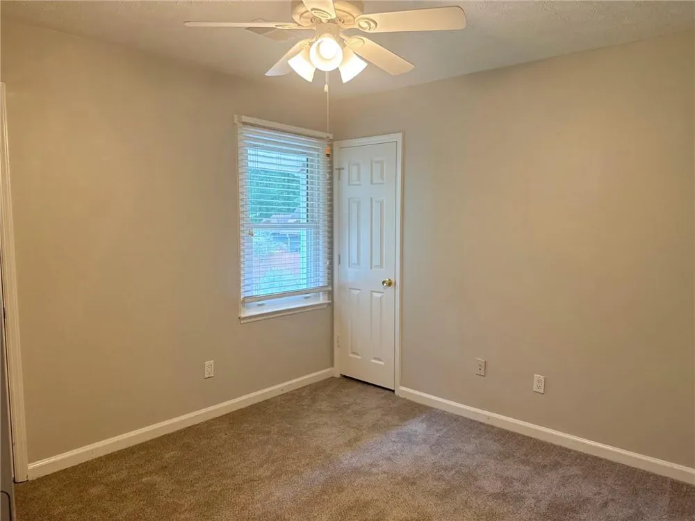 139 Burnham Peachtree City, GA 30269