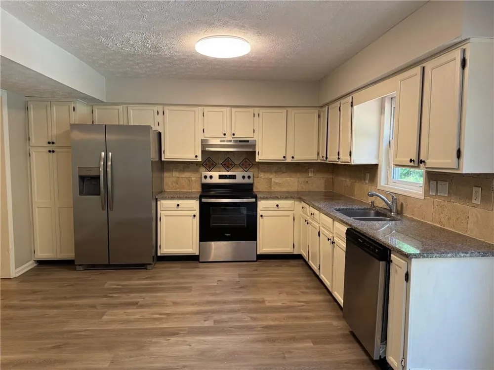 139 Burnham Peachtree City, GA 30269