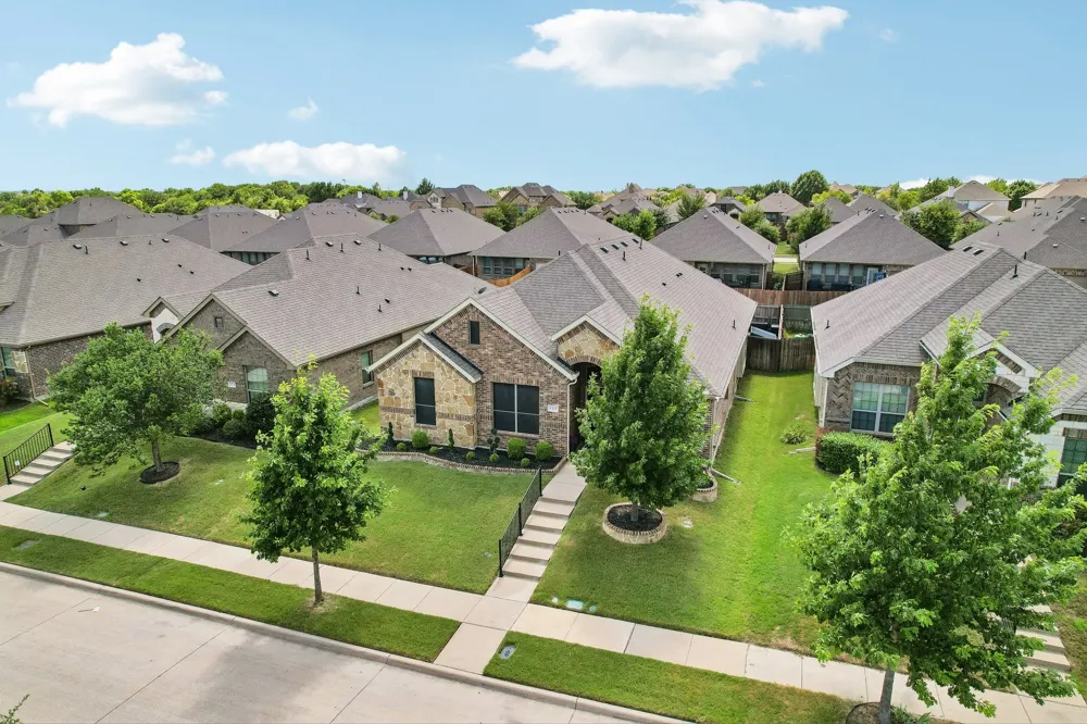 113 Cool Meadows Lane Red Oak, TX 75154