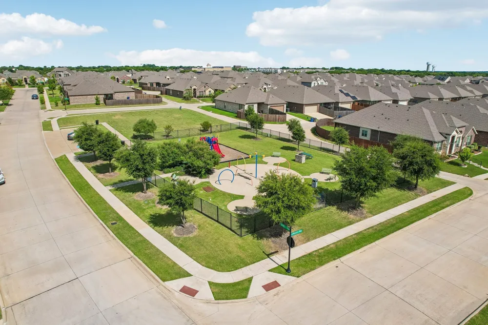 113 Cool Meadows Lane Red Oak, TX 75154