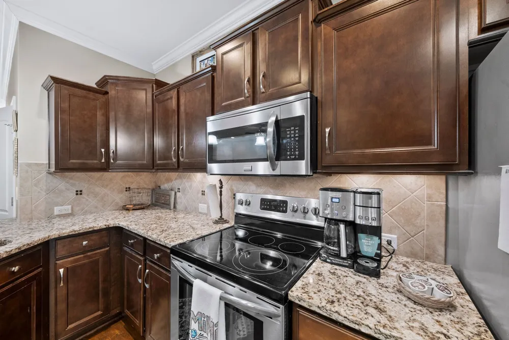 1636 Shadow Green Dr Franklin, TN 37064