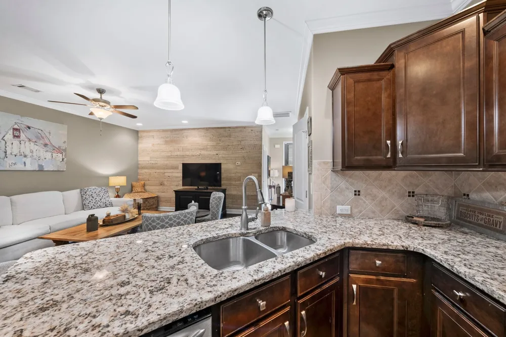 1636 Shadow Green Dr Franklin, TN 37064