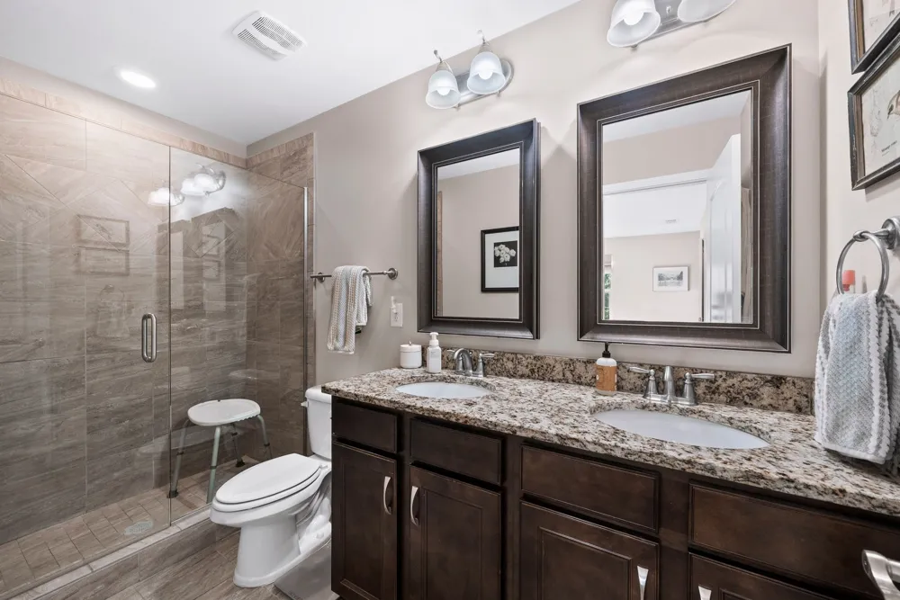 1636 Shadow Green Dr Franklin, TN 37064