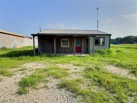 10669 Mineral Wells Highway