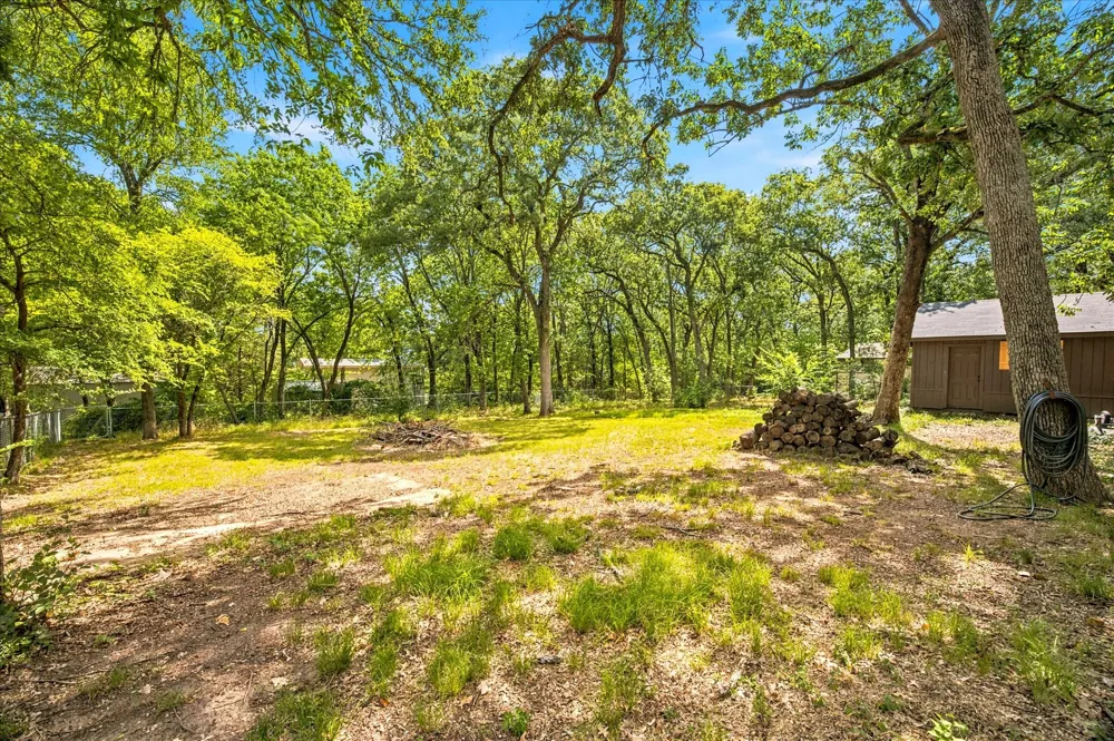 417 Shady Trail Tool, TX 75143