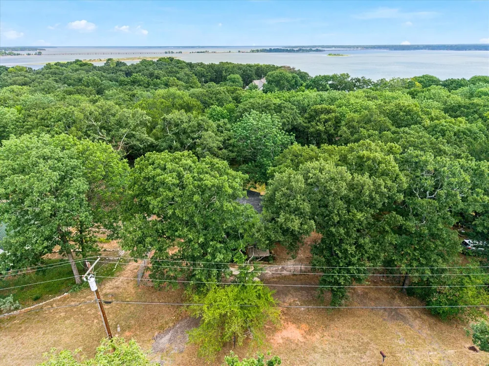 417 Shady Trail Tool, TX 75143