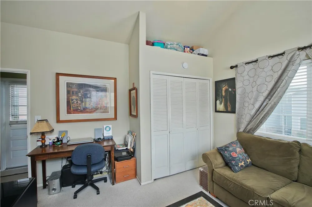 9516 Dennis Chatsworth, CA 91311