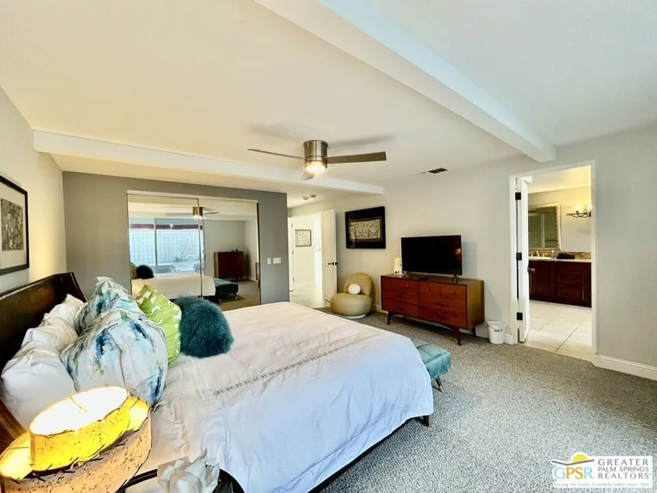 515 Desert Lakes Drive Palm Springs, CA 92264