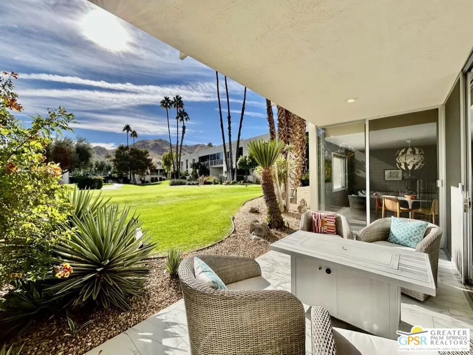 515 Desert Lakes Drive Palm Springs, CA 92264