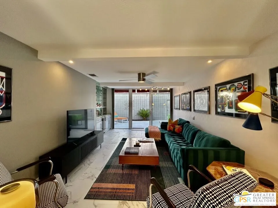 515 Desert Lakes Drive Palm Springs, CA 92264