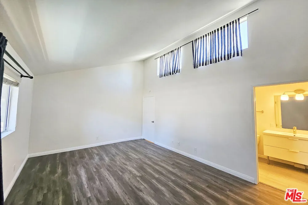 1454 E Orange Grove Boulevard #1 Pasadena, CA 91104