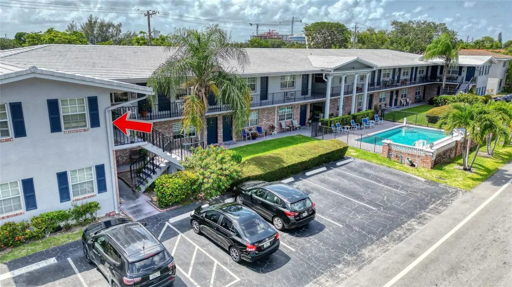 2701 Middle River Drive #11 Fort Lauderdale, FL 33306