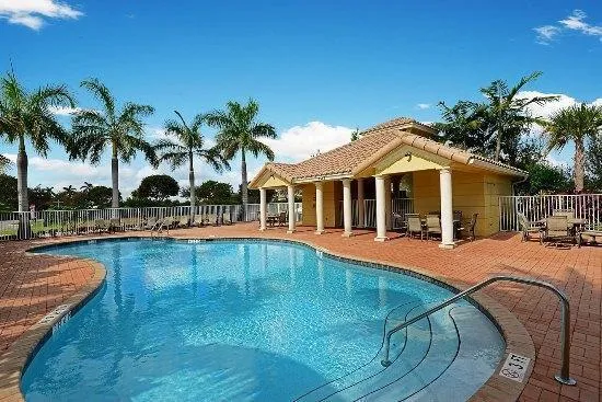 1928 Via Granada #1928 Boynton Beach, FL 33426