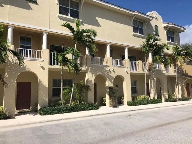 1928 Via Granada #1928 Boynton Beach, FL 33426
