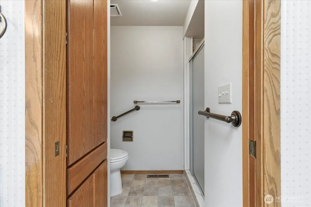 607 Brace SE Wilbur, WA 99185