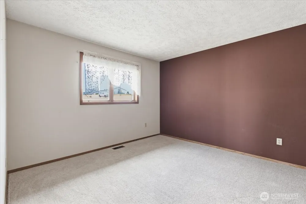 607 Brace SE Wilbur, WA 99185