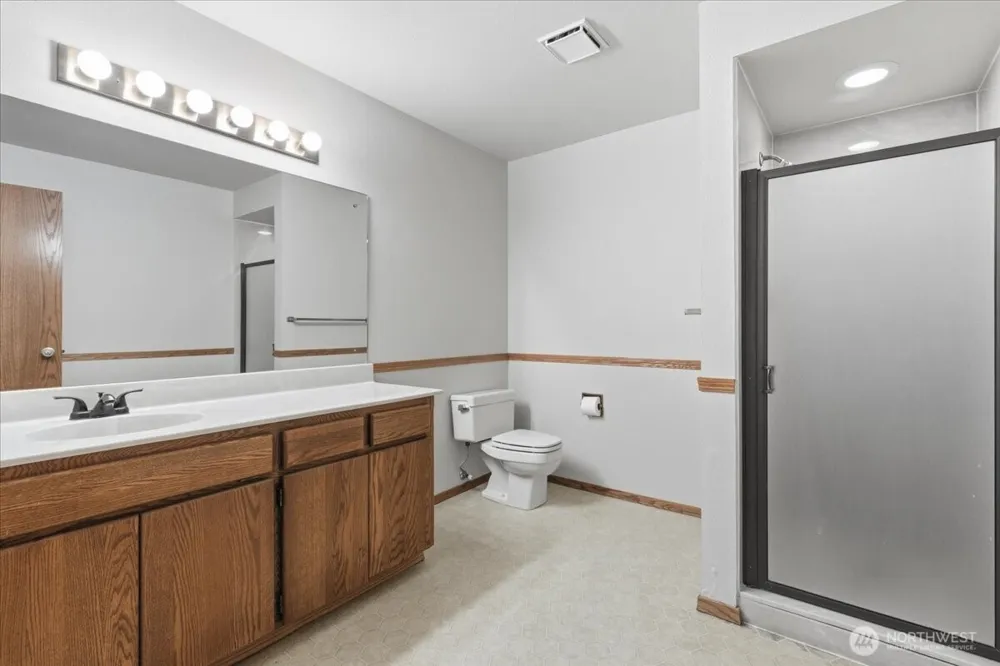607 Brace SE Wilbur, WA 99185