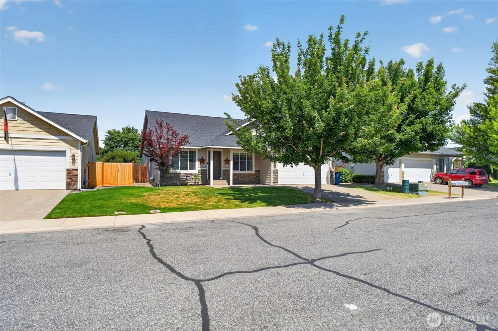 107 W 26th Avenue Ellensburg, WA 98926