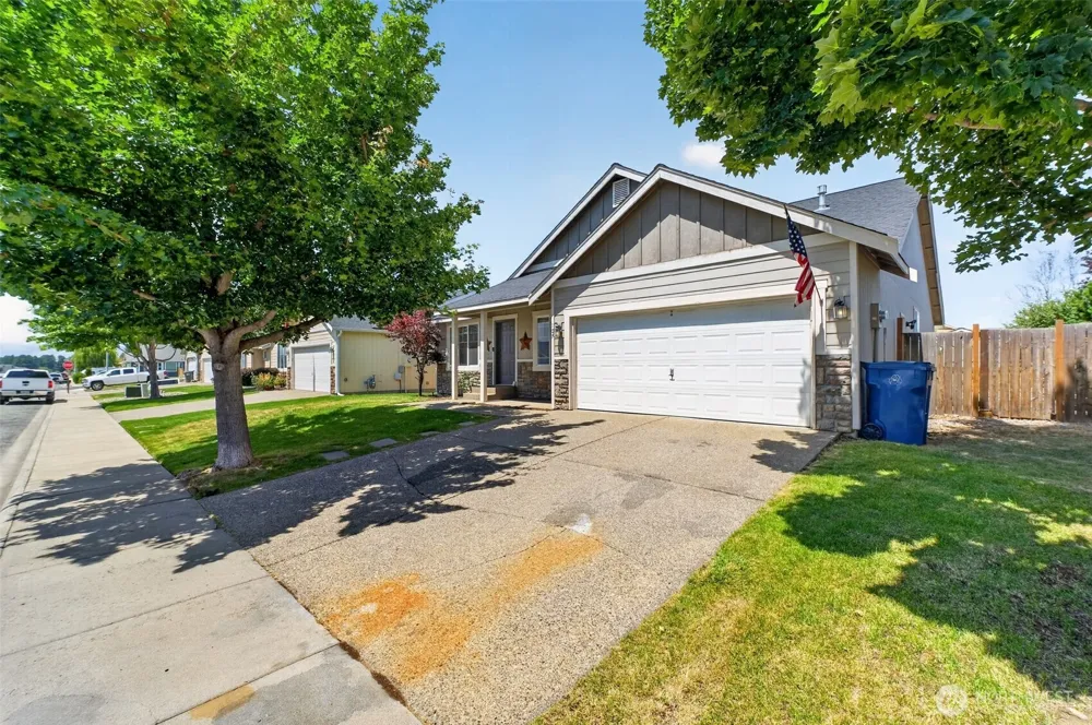 107 W 26th Avenue Ellensburg, WA 98926