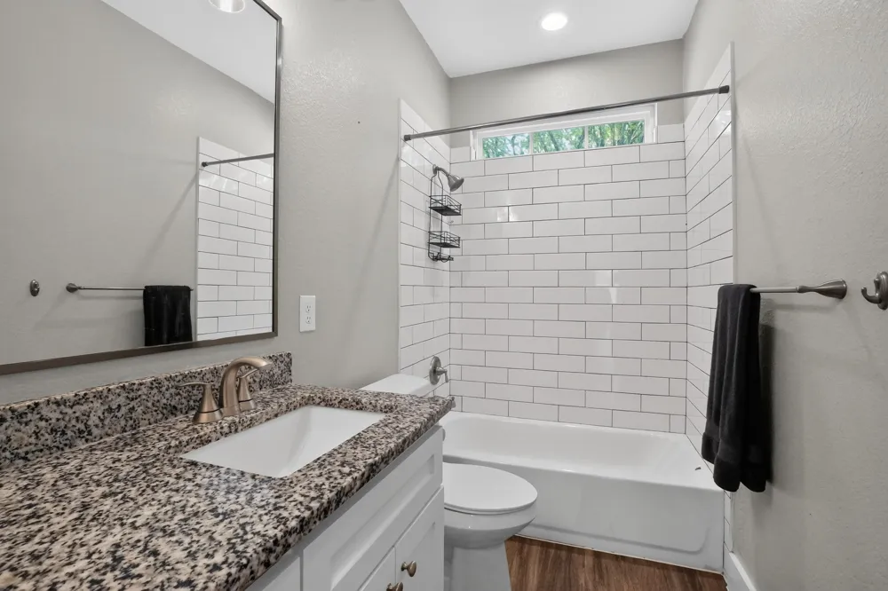 403 Lynch Street Smithville, TX 78957