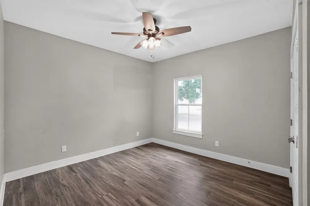 403 Lynch Street Smithville, TX 78957